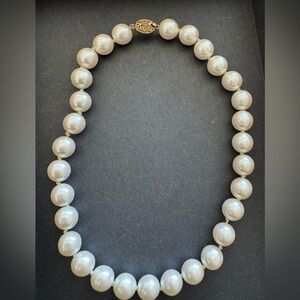 Vintage Faux Pearl Choker with Gold- Toned Sterling silver clasp.